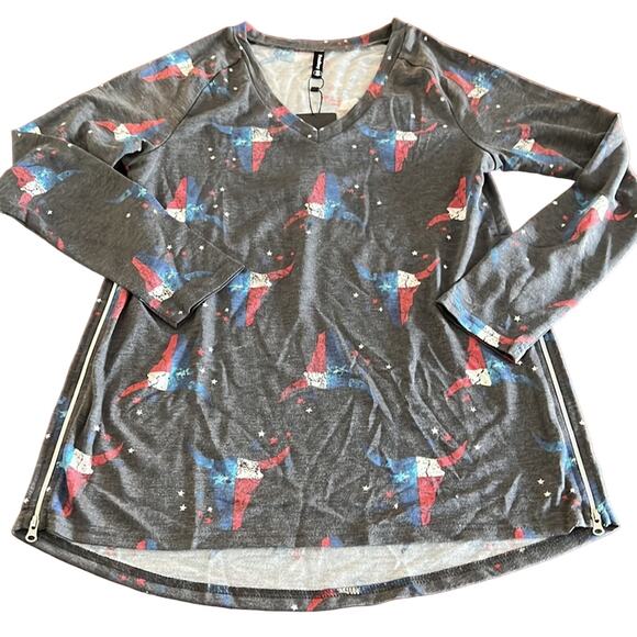 PrinStory Gray Patriotic Print Long Sleeve Knit Top NWT - Picture 4 of 11